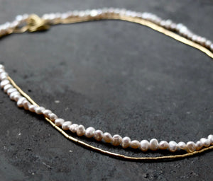 Kerry Seaton Grey Pearl and 18ct Yellow gold clasp necklace