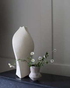 Takada Kae Small white clay twist vase