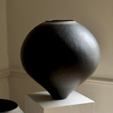 Kenta Anzai 'Porcelain and Urushi Moon Jar 2'
