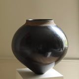 Kenta Anzai 'Porcelain and Urushi Moon Jar 39'