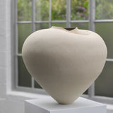 Emelie Abrahamsson 'Curve Vessel I'