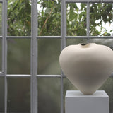 Emelie Abrahamsson 'Curve Vessel I'