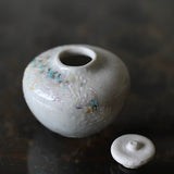 Asaho Kamiya 'Shiro Tea Caddy / Bottle 瓶 白'