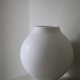 Anna Silverton Porcelain Jar 4