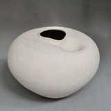 Emelie Abrahamsson 'Curve Vessel IV'