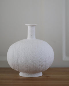Kiho Kang Sculptural Vase 5