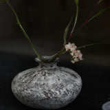 Akiko Yanagawa 'Vase'