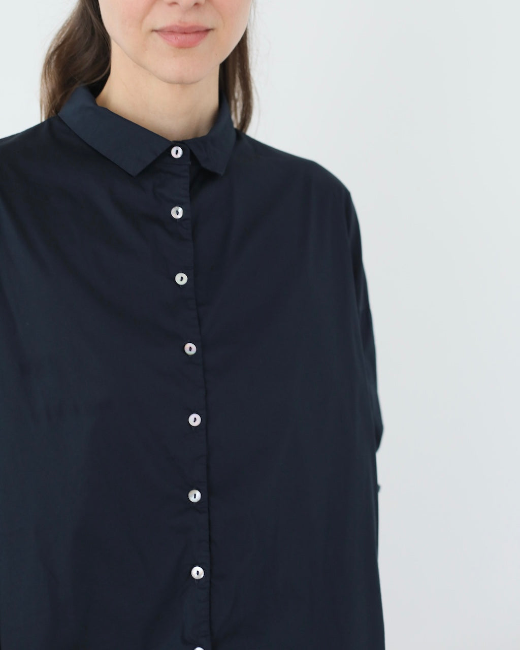 Album Di Famiglia 'Short Collar Shirt TSL in Navy 12_41' – Maud