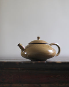 Youyou Wang Miniature teapot 11