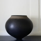 Kenta Anzai 'Porcelain and Urushi Moon Jar 7'