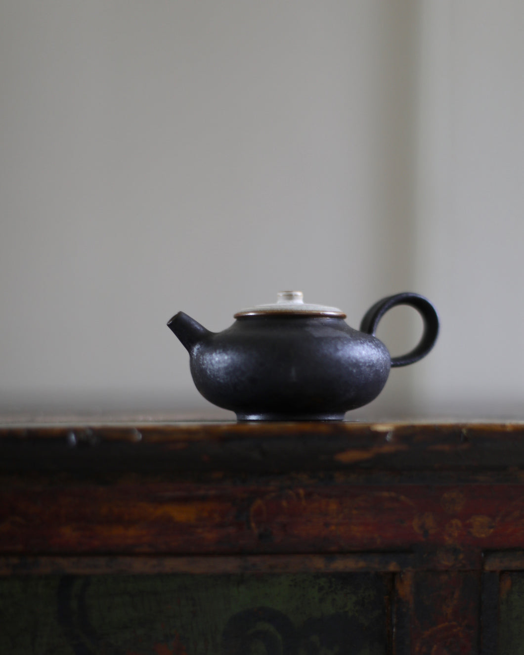 Youyou Wang Miniature teapot 18