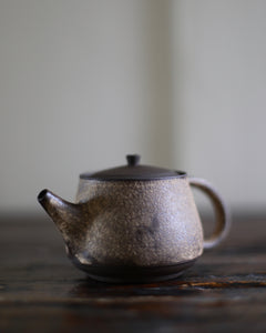 Youyou Wang Miniature teapot 13