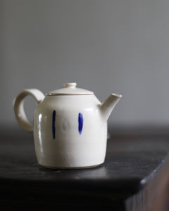 Youyou Wang Miniature teapot 30