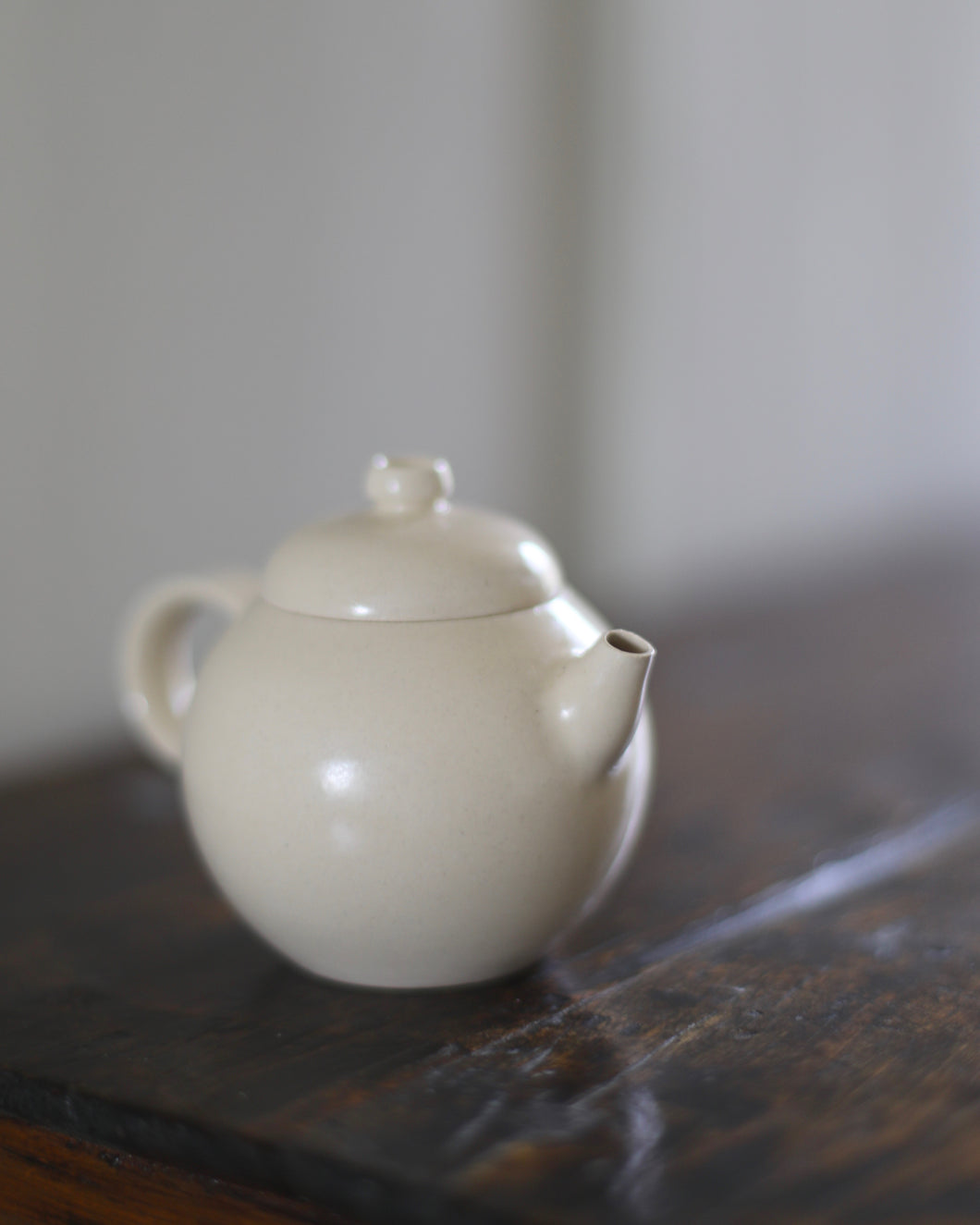 Youyou Wang Miniature teapot 29