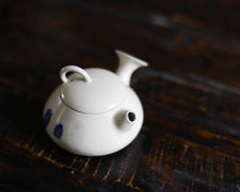 Youyou Wang Miniature teapot 32