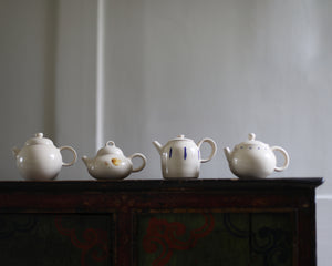 Youyou Wang Miniature teapot 34