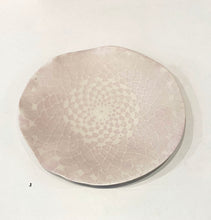 Fliff Carr lace plate