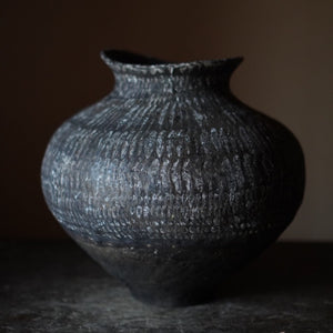 Masahiko Yamamoto White mud tsubo (line)