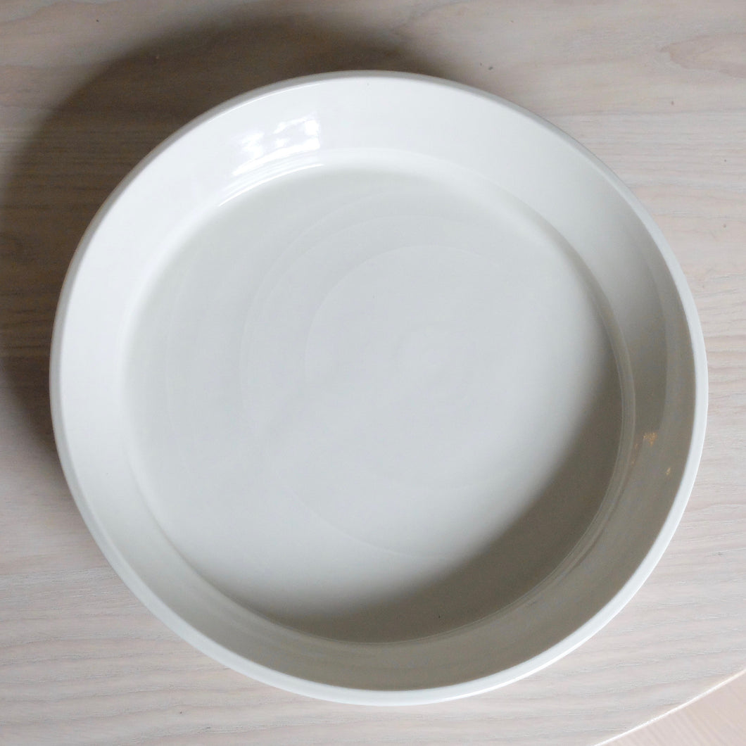 Carina Ciscato large shiny porcelain constructed plate
