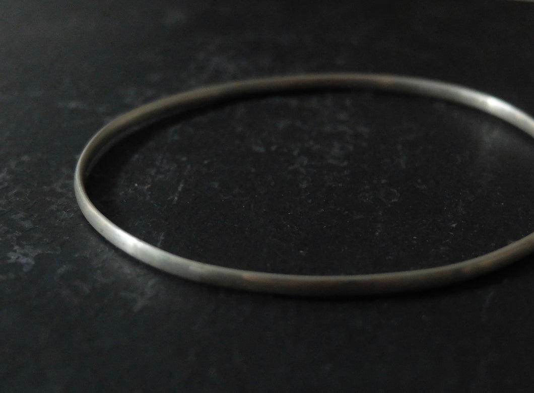 Kerry Seaton Silver ‘penny’ bangle