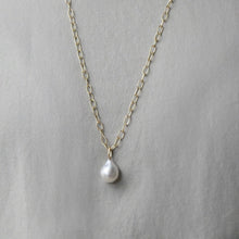 Marina Spyropoulos 18 karat gold Keshi pearl pendant