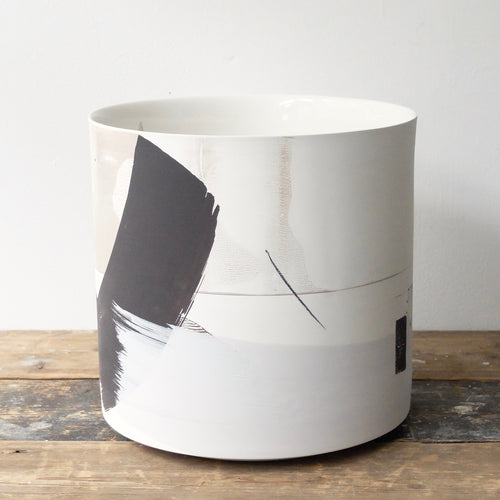 Hannah Tounsend Large Cylindrical Vessel