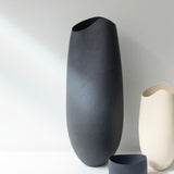 Ashraf Hanna 'Black Vessel with Undulating Rim'