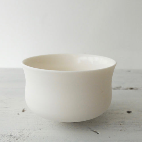 Tanya McCallin Porcelain Vessel TM85
